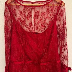 Escada Top 44, L (10-12) Red Holiday Lace